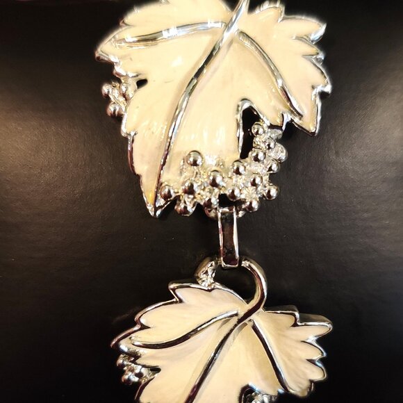 VTG SARAH COV WHISPERING LEAVES BRACELET - Picture 7 of 8